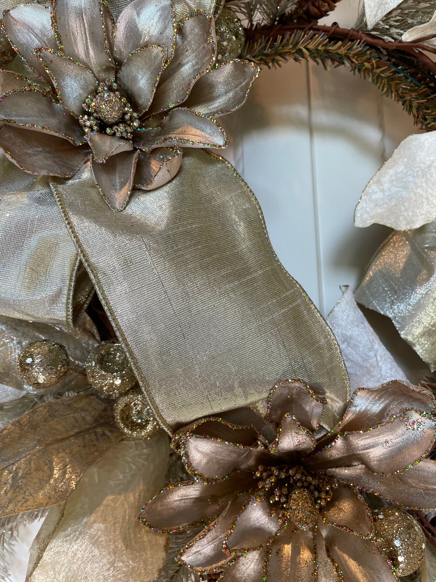 Minimalist Modern Champagne and Silver Christmas front door Wreath, holiday welcome porch wreath, festive mantle decor, poinsettia wreath