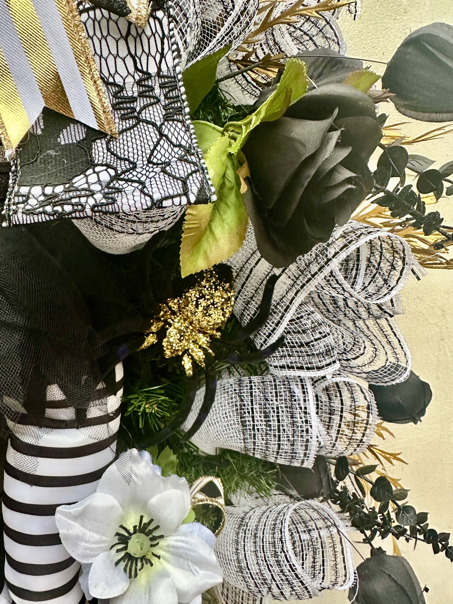 Halloween Wreath – Black & Gold Glam Decor with Ghosts, Spiders & Full Witch Torso