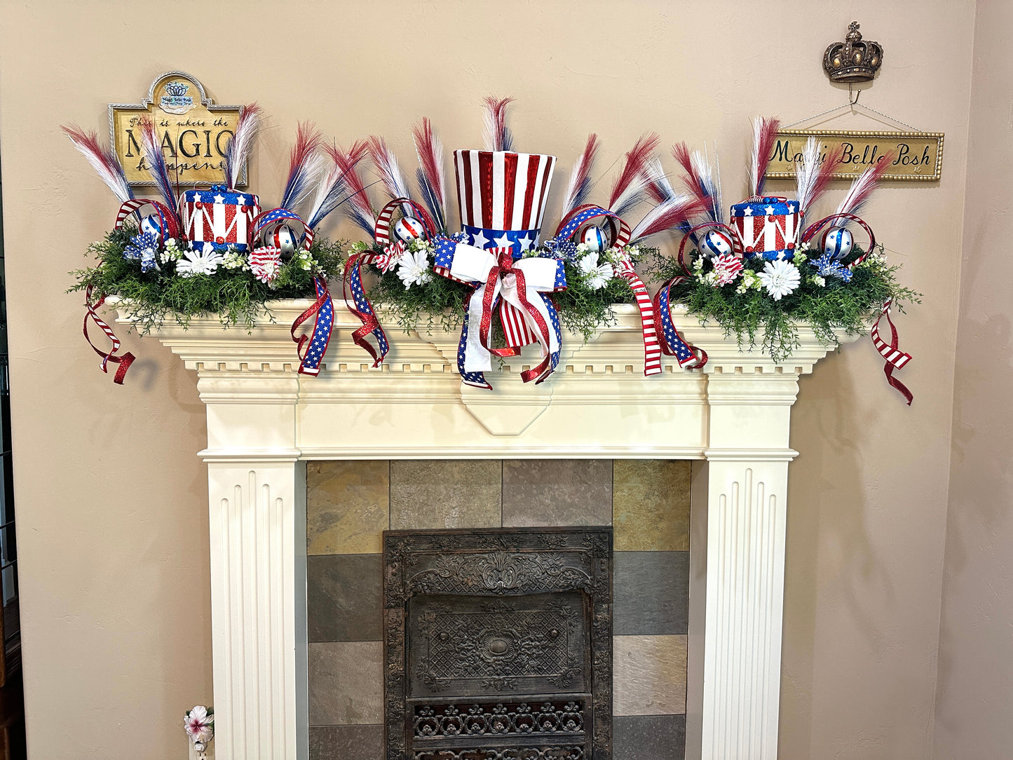 Patriotic Mantel Decor Set, 3-Piece Uncle Sam Hat & Drums