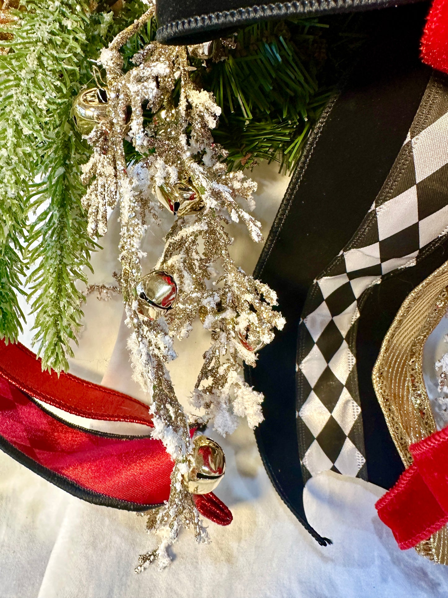 🎄 Nutcracker 3-Piece Mantel Decor Set | Red, Gold & Black | Luxury Christmas Mantel Arrangement