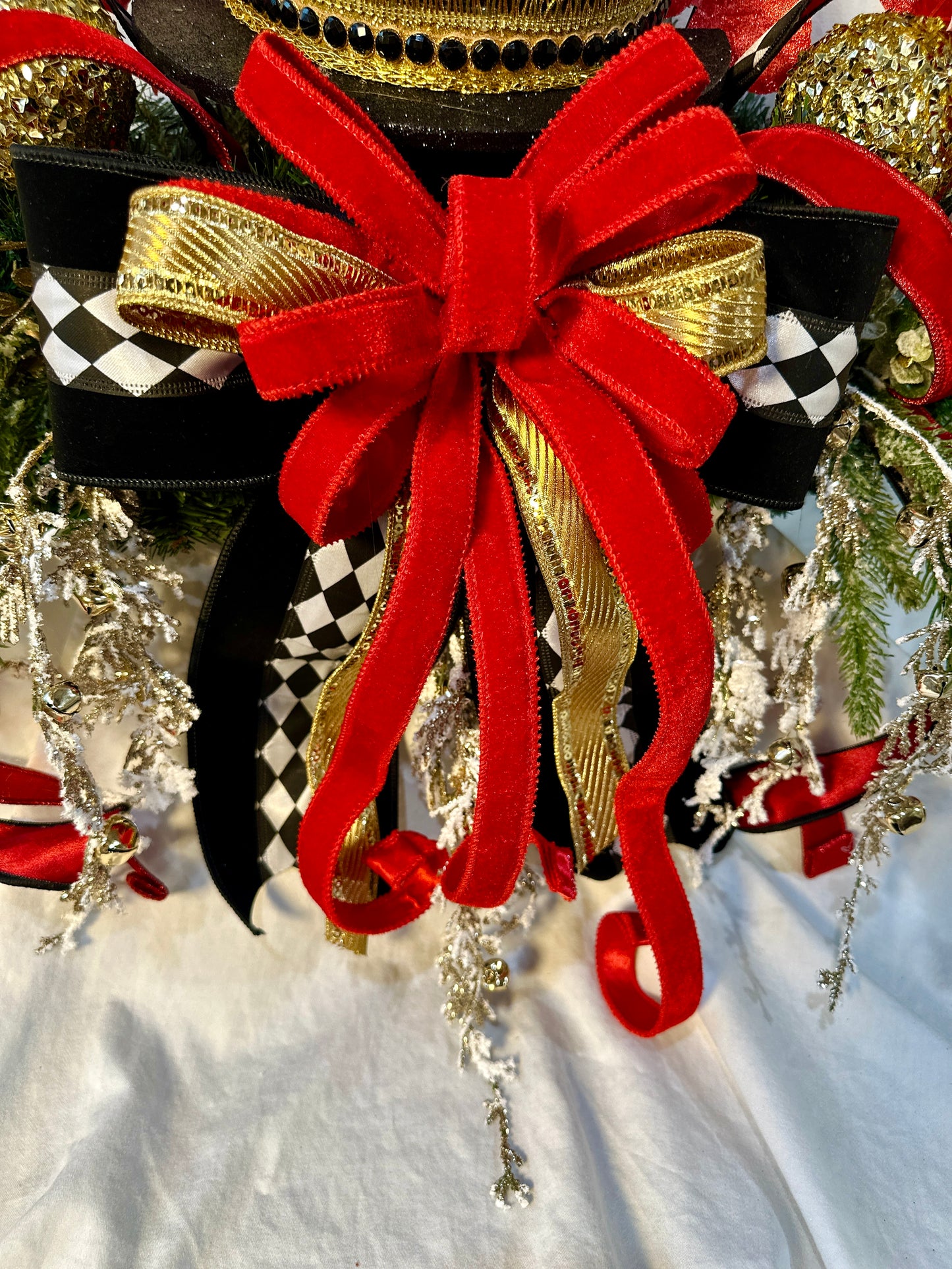 🎄 Nutcracker 3-Piece Mantel Decor Set | Red, Gold & Black | Luxury Christmas Mantel Arrangement