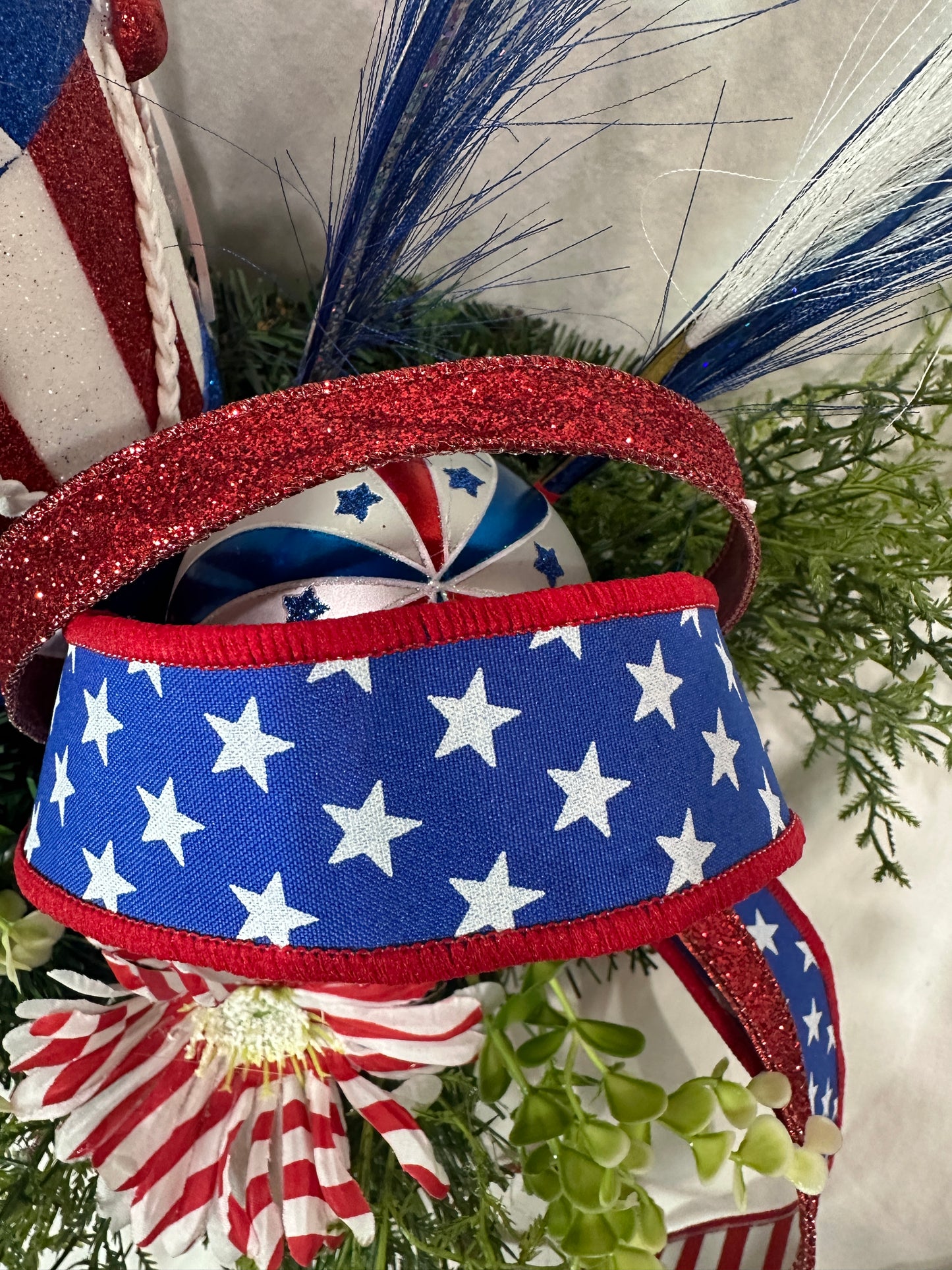 Patriotic Mantel Decor Set – 3-Piece Uncle Sam Hat & Drum
