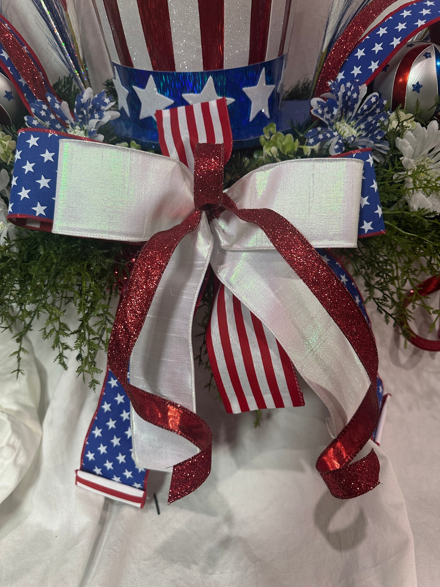 Patriotic Mantel Decor Set – 3-Piece Uncle Sam Hat & Drum