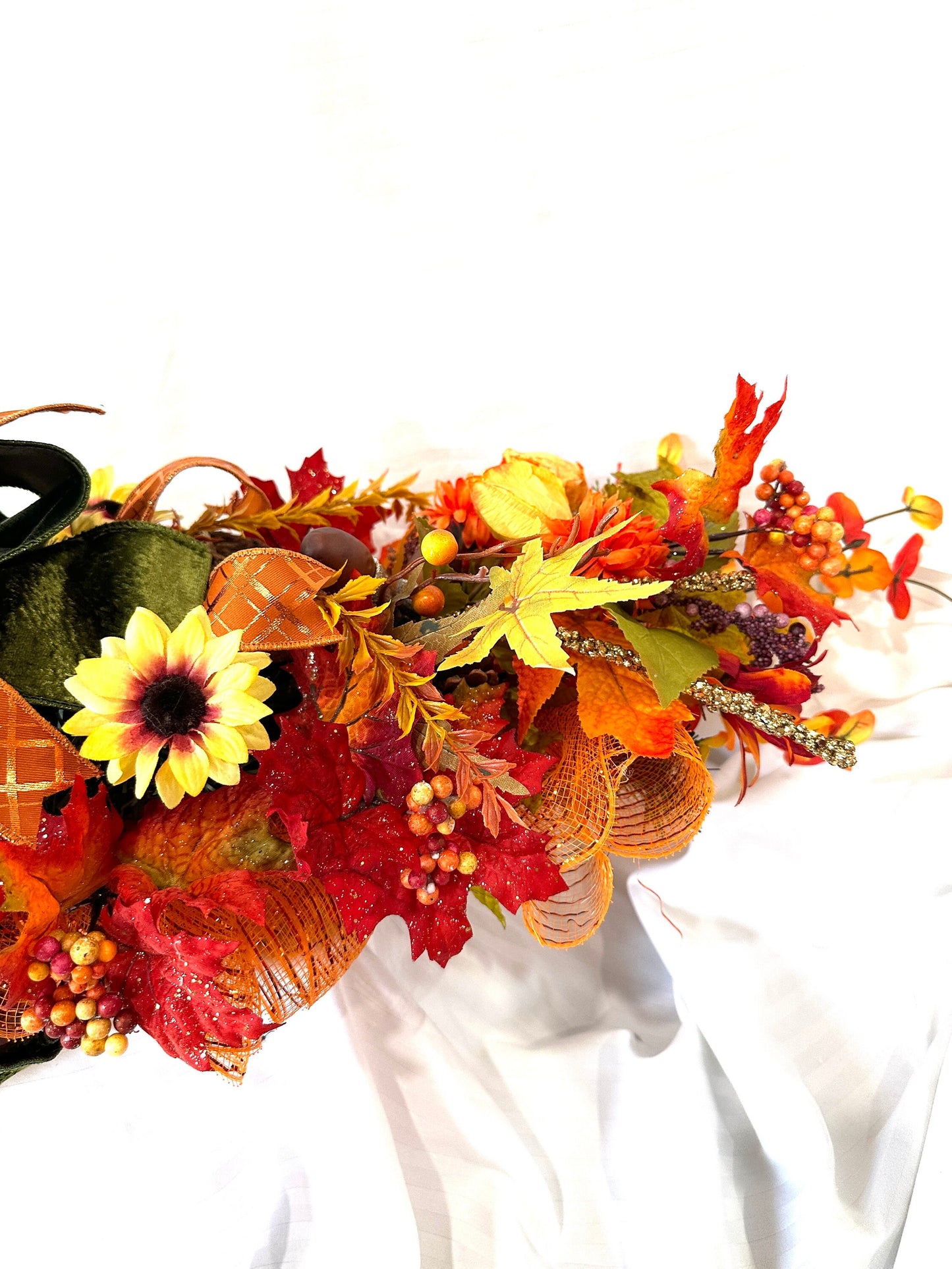 Welcome the beauty of Autumn into your home with our Harvest or Fall centerpiece with twig balls, natural elements, acorns and pumpkins.